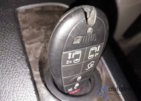 2011 Dodge Grand Caravan Crew из США, поврежденный, VIN 2D4RN5DGXBR710760